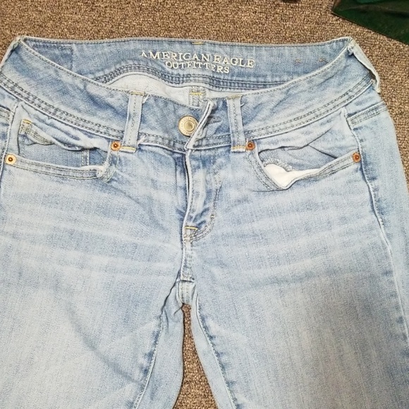 American Eagle jeans kick boot size 2 short - Picture 2 of 3
